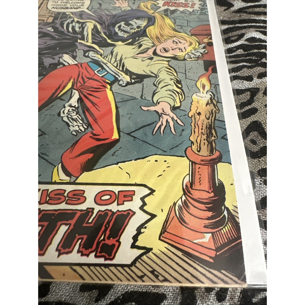 VTG- Tomb of Darkness #20 May 1974 Marvel Bronze Age "The Kiss of Death!" - Picture 4 of 13